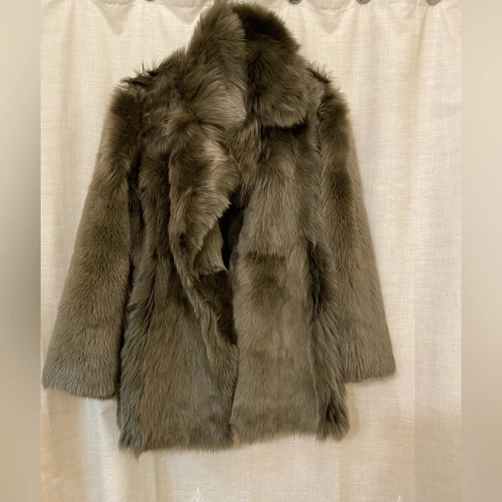 Theory overlay lamb shearling fur leather reversible coat - Picture 8 of 9